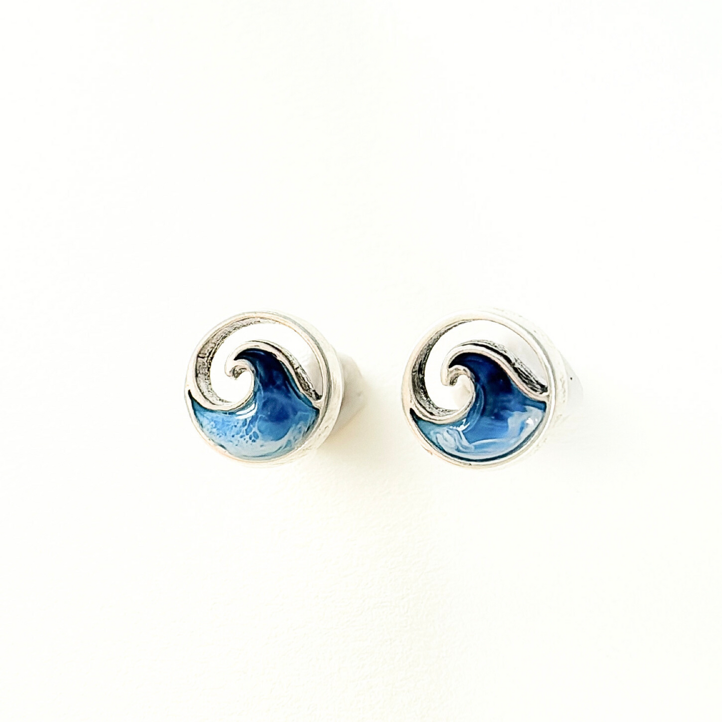 Tiny Tides Stud Earring