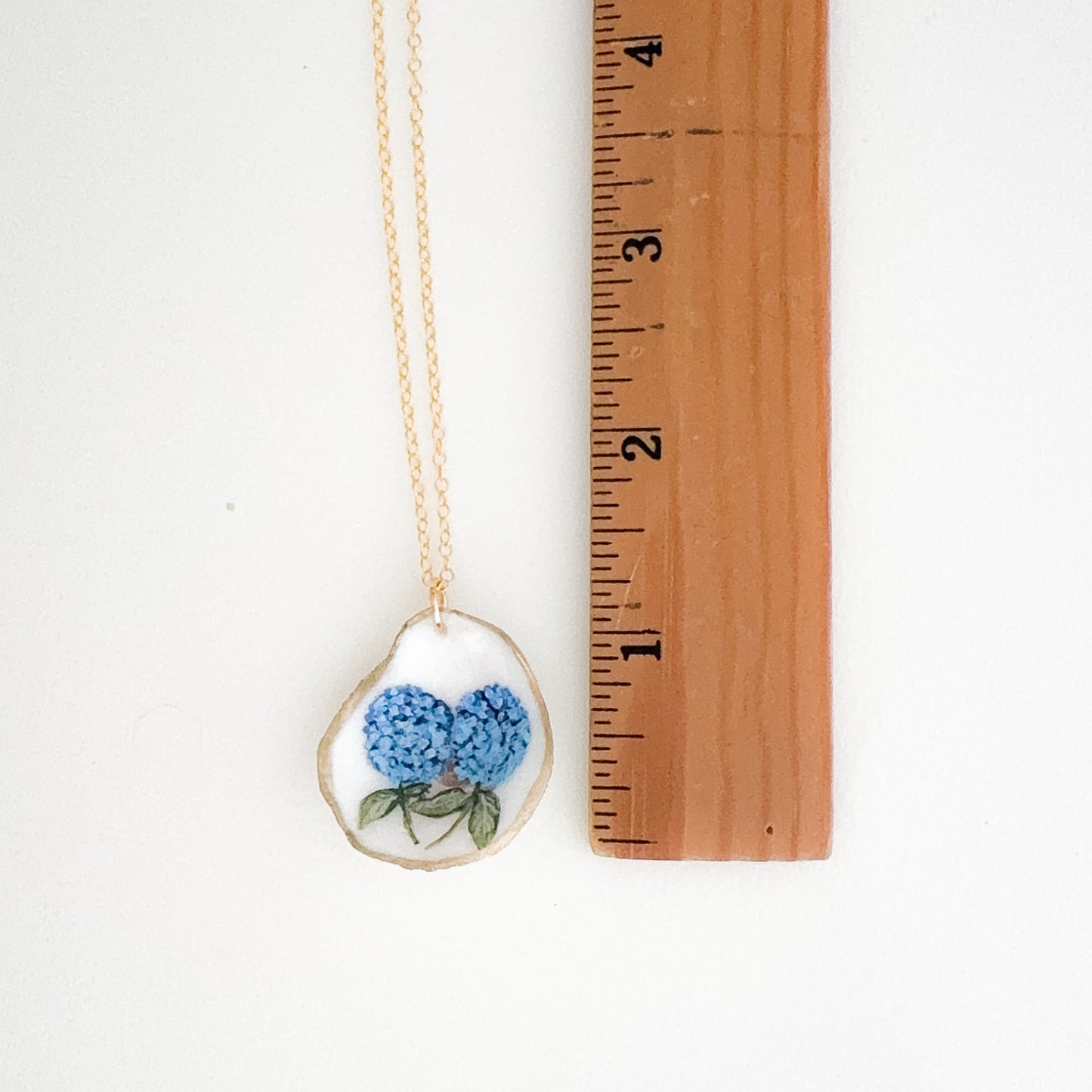 Coastal Hydrangea Oyster Necklace