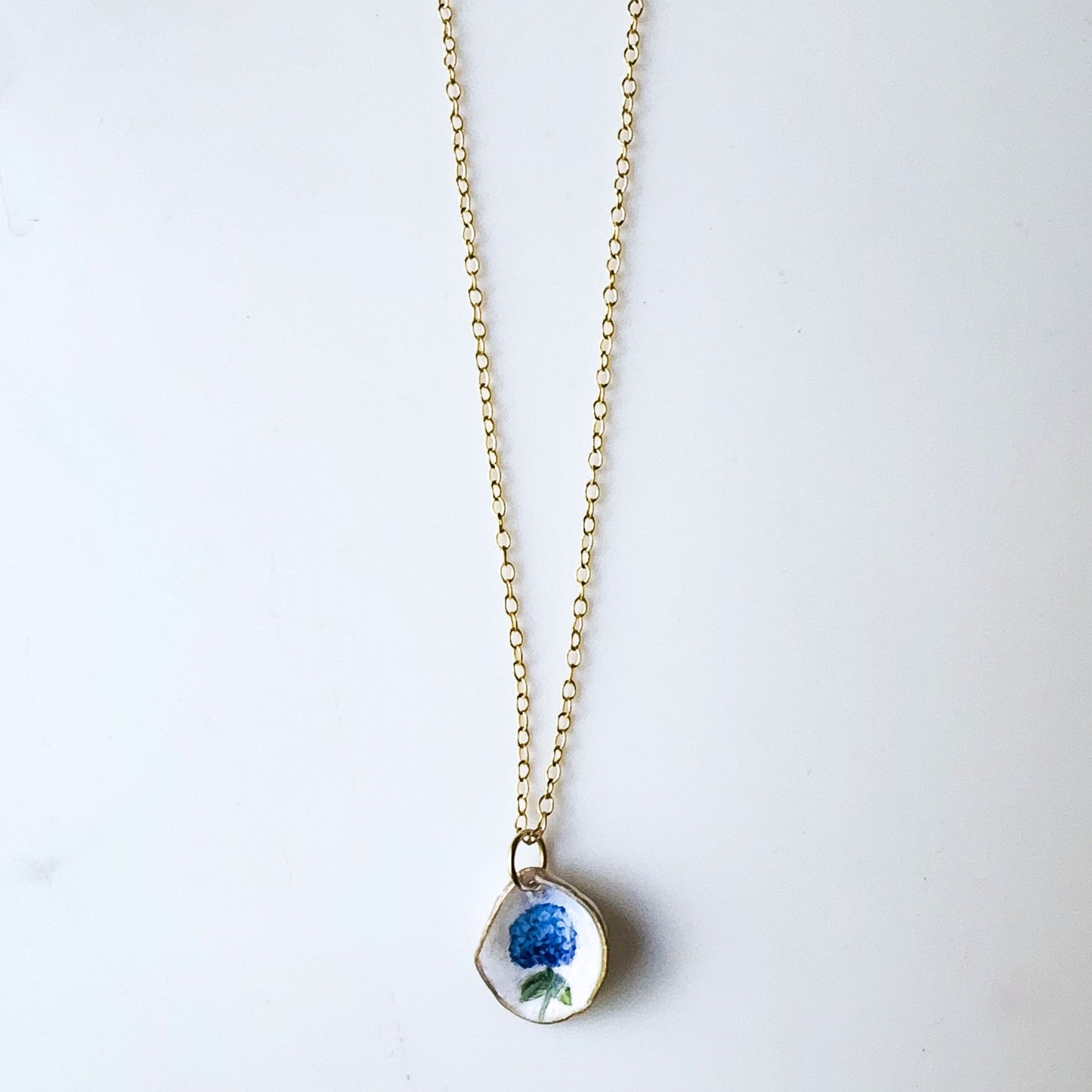 One‑of‑a‑Kind Hand‑Painted Oyster Shell Necklace – Hydrangea Motif