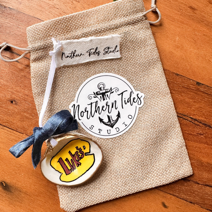 Luke’s Diner–Inspired Clam Shell Ornament