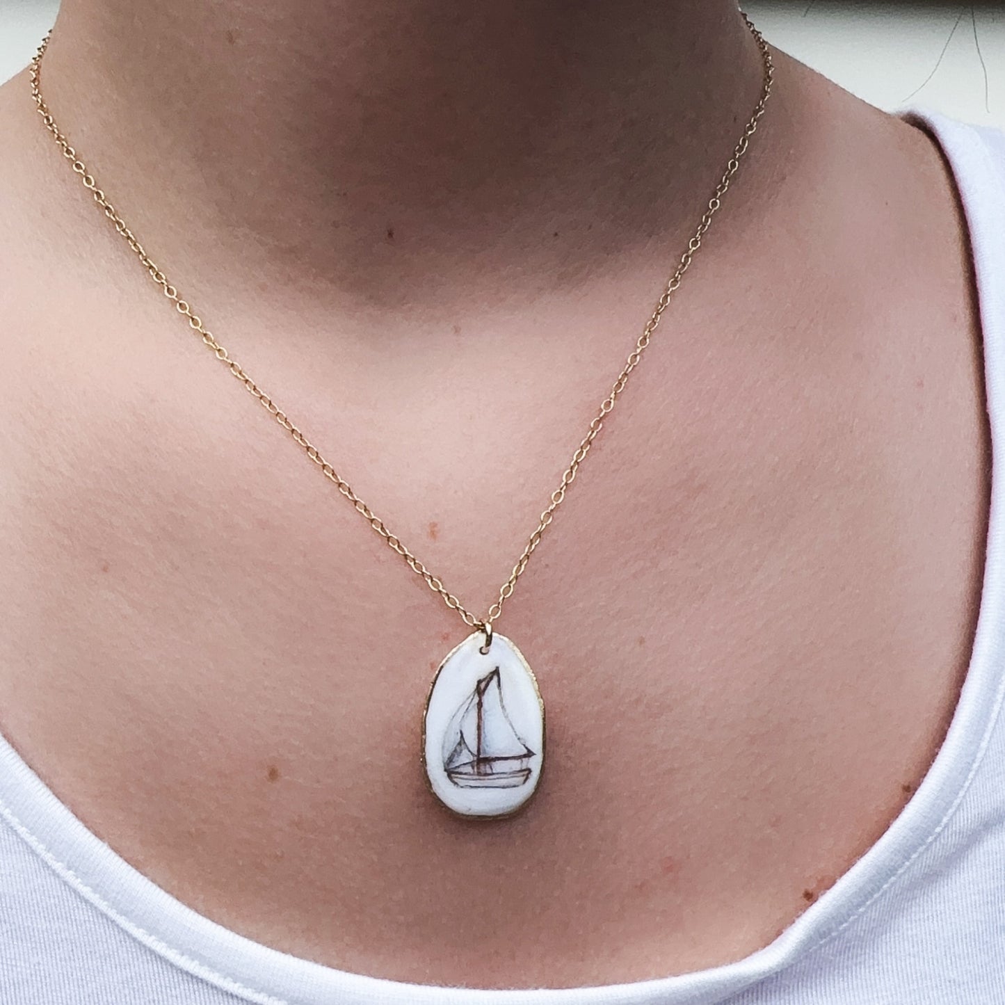 One‑of‑a‑Kind Hand‑Painted Oyster Shell Necklace – Sailboat Motif